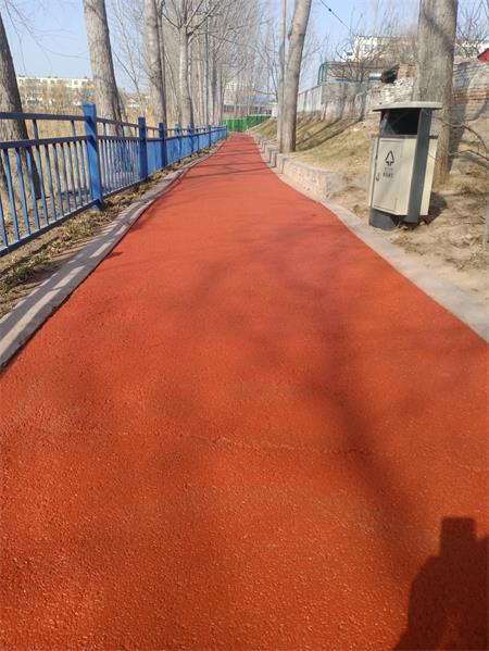 彩色沥青路面是怎么做的